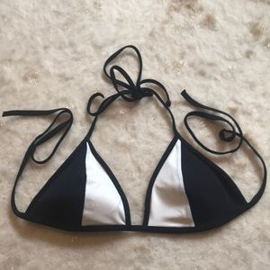 VS PINK B&W triangle bikini top bathing suit